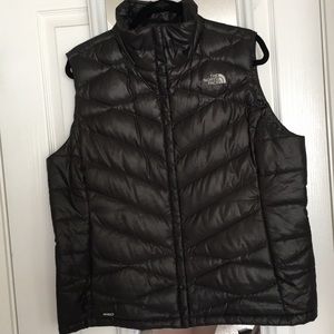 North face vest